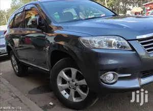 Toyota Vanguard Rav4 Available for Car Hire/Car Rental