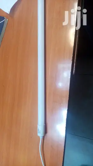 2ft LED Fitting Complete