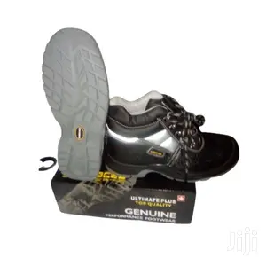 Ultimate Plus Work Shoes