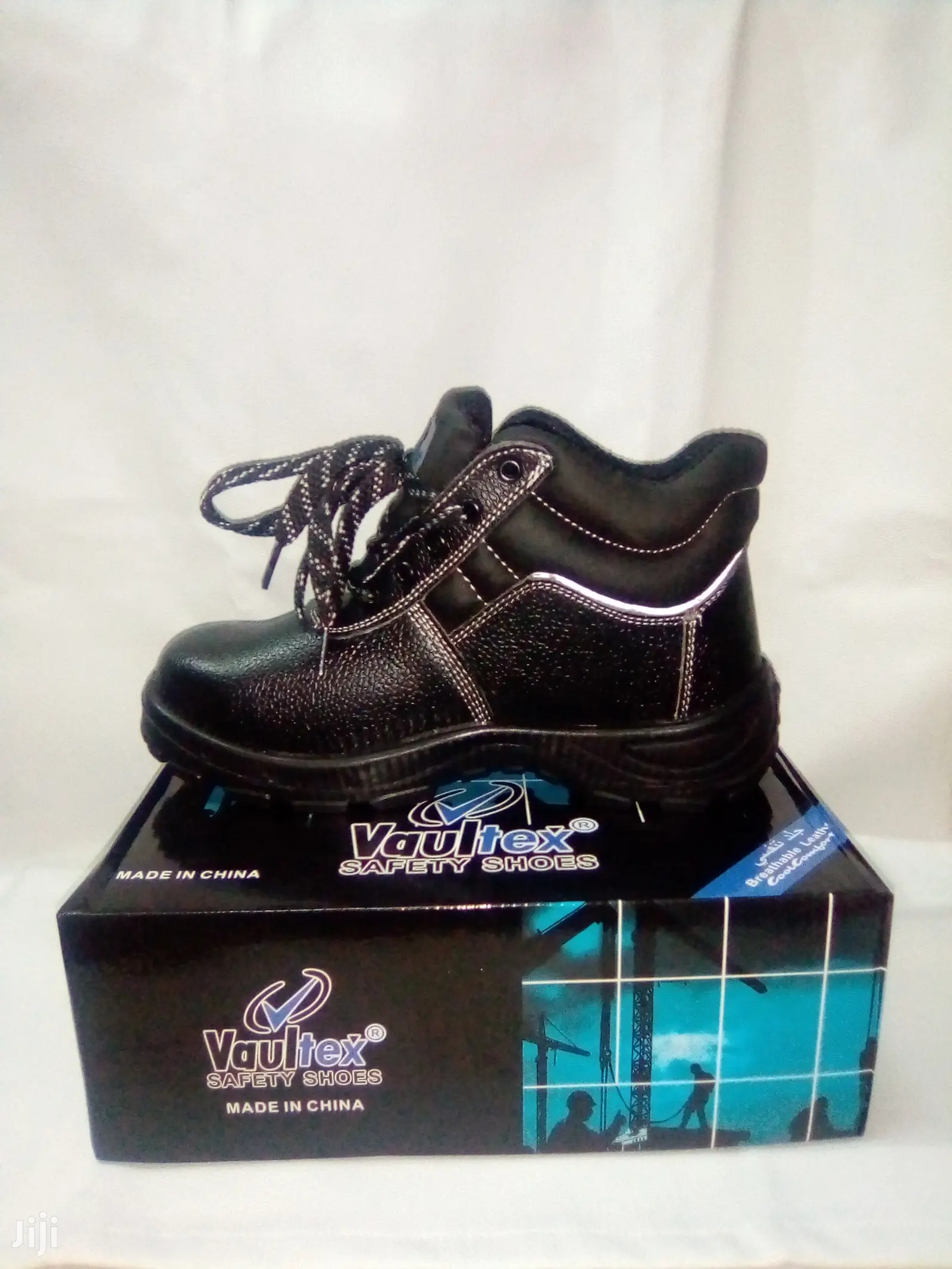 Vaultex Safety Work Shoes 45