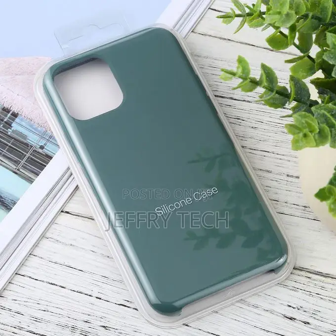 iPhone 11 Pro Max Solid Solid Silicone Shockproof Case