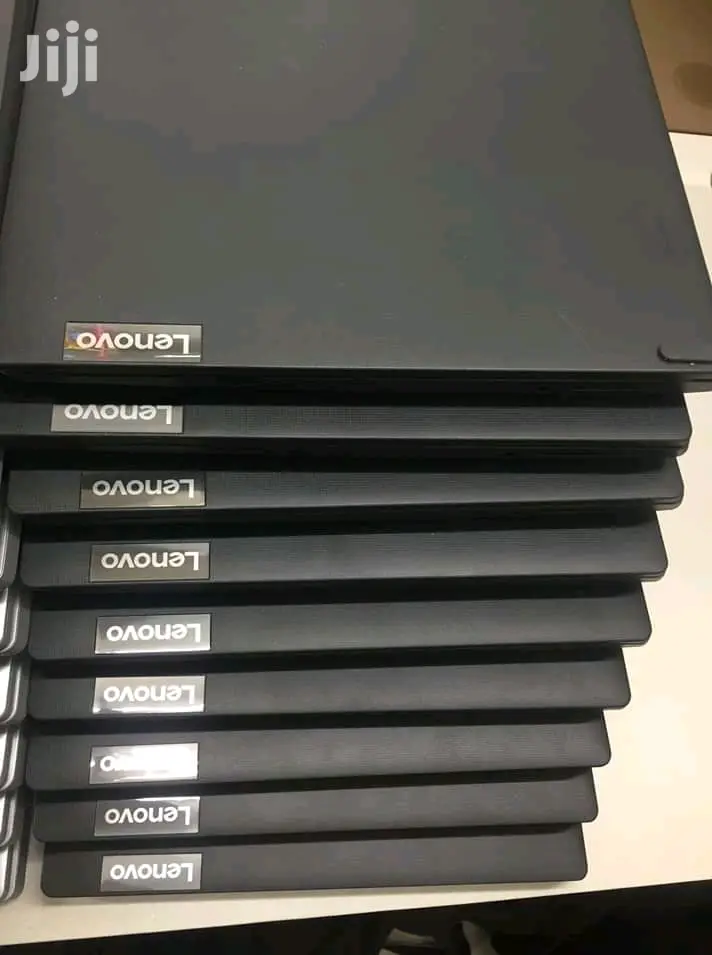 Laptop Lenovo V145 4GB Intel Celeron HDD 1T