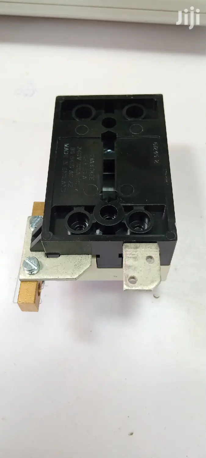 Crabtree Main Switch