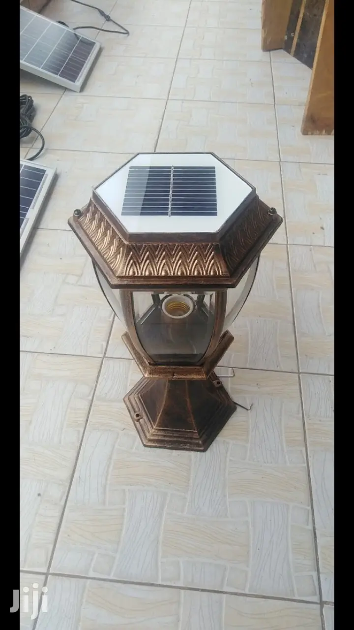 Solar Garden Light