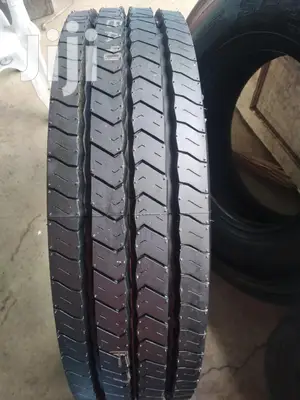 Dunlop Tires Sizes 9.5 R17.5 Tubeless