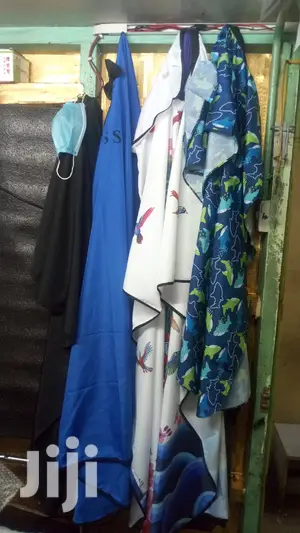 Barber Drappers/Gowns