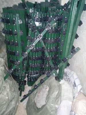 Electric Fencing Insulated Posts