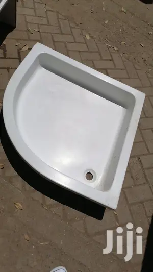 Semi Circled Showers Trays