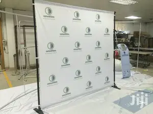 Backdrop/Pop Up Banner Stands