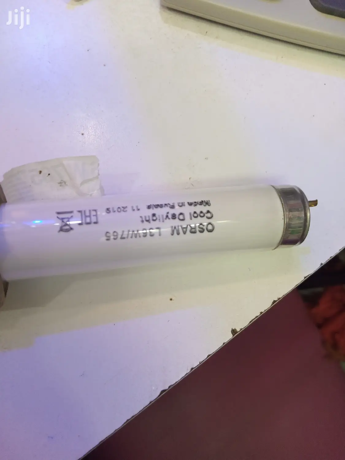 4ft Tube Light