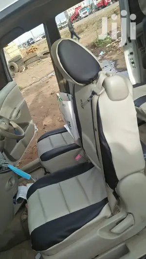 Toyota Isis Car Seat Covers