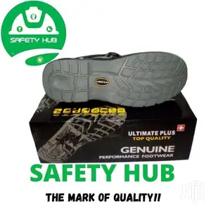 Ultimate Plus Safety Shoes