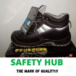 Ultimate Plus Work Boots