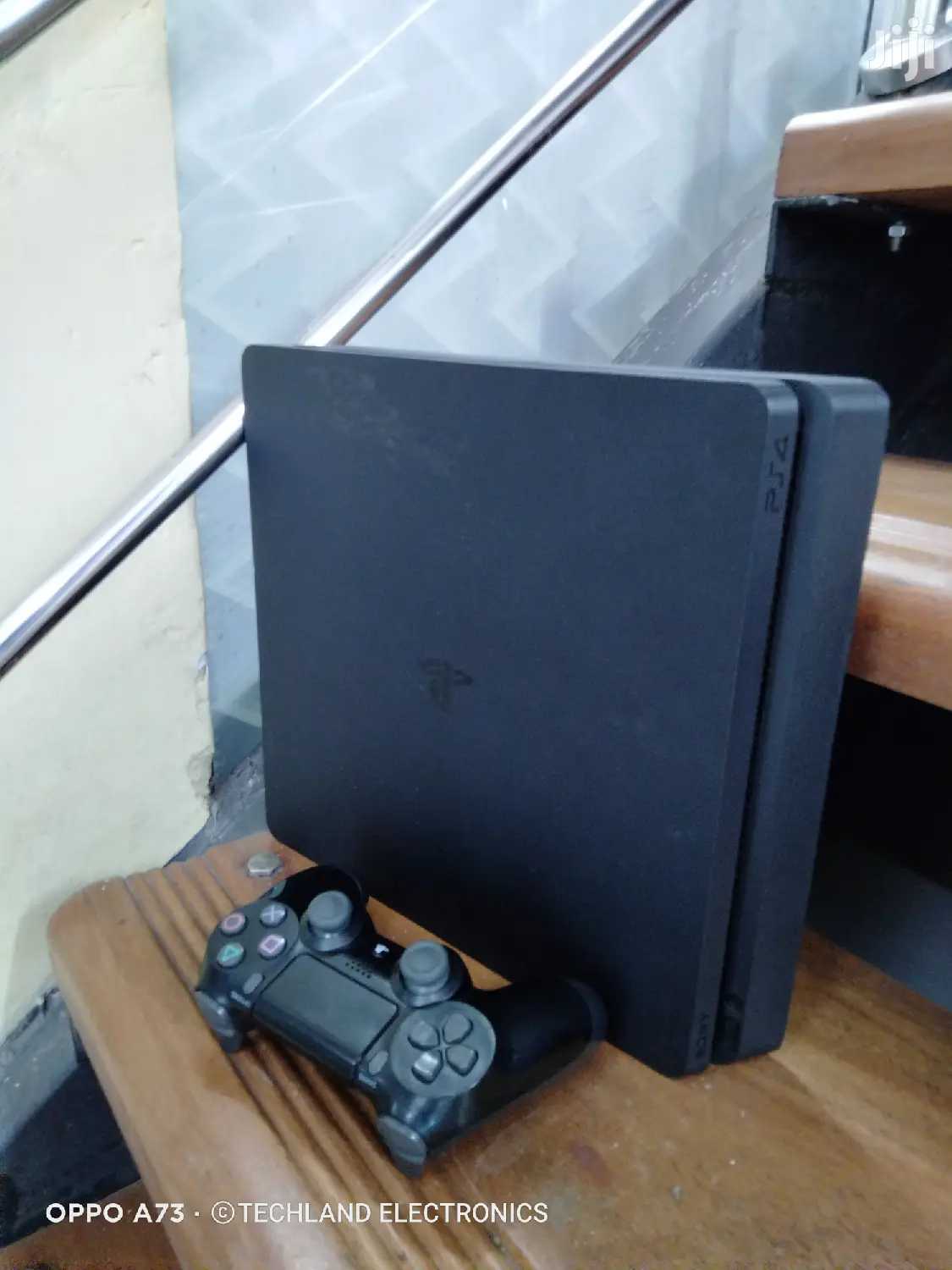 Slim Ps4 Console