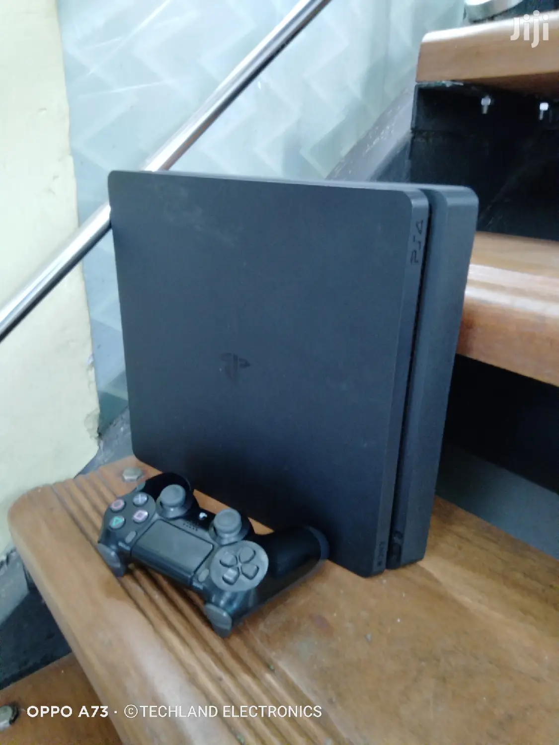 Slim Ps4 Console