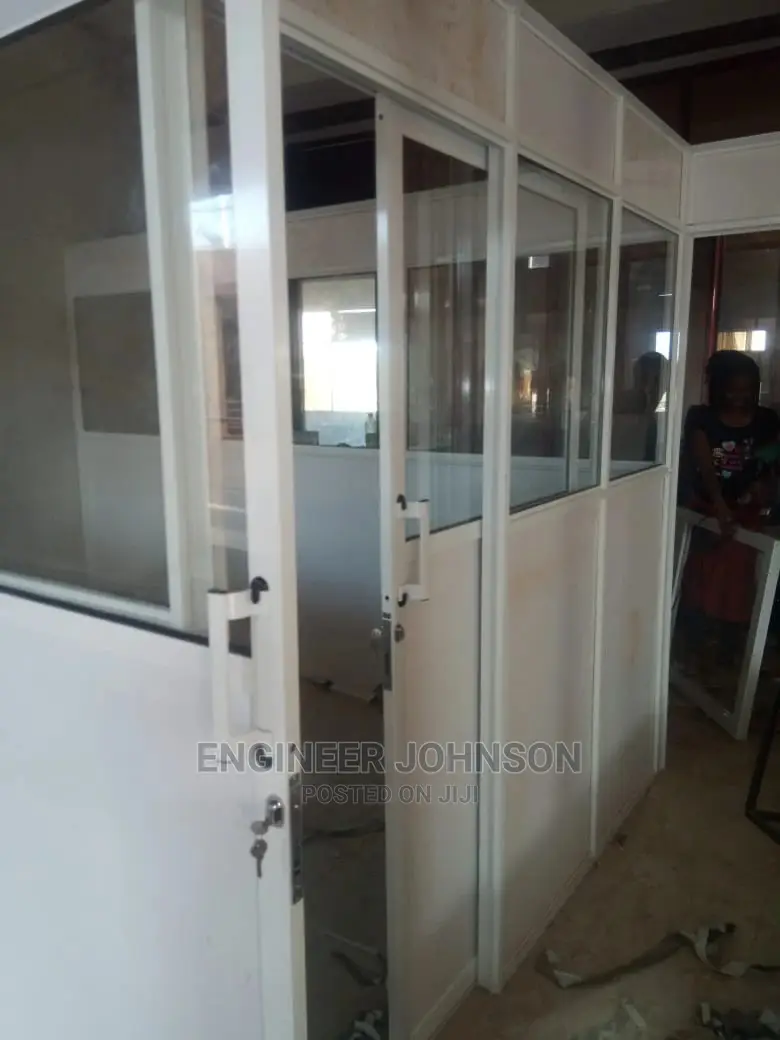 Aluminium Stalls Partitioning