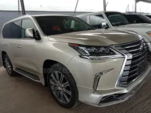 Lexus LX 2014 570 Base Gold