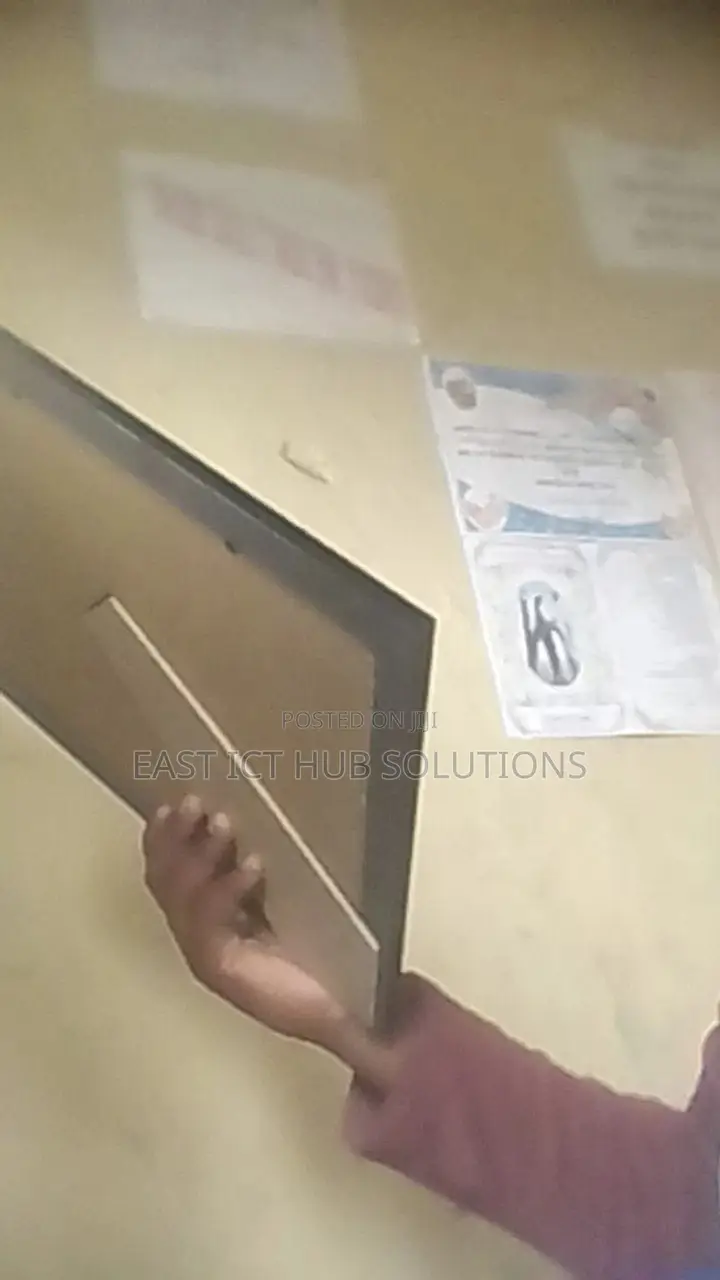 Customized Wall Frames and Photo Frames