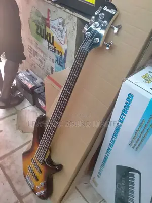 Ibanez 5 Strings