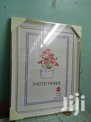 Photo Frames and Mounts