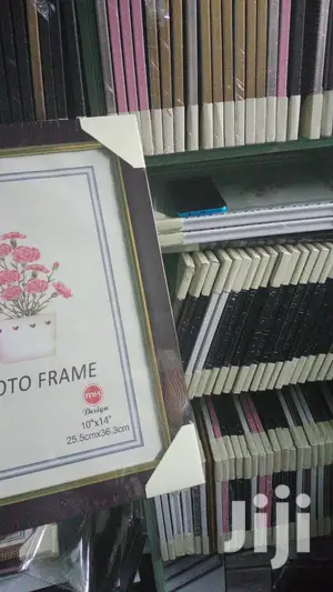 Photo Frames and Mounts