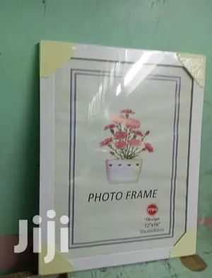 Photo Frames and Mounts