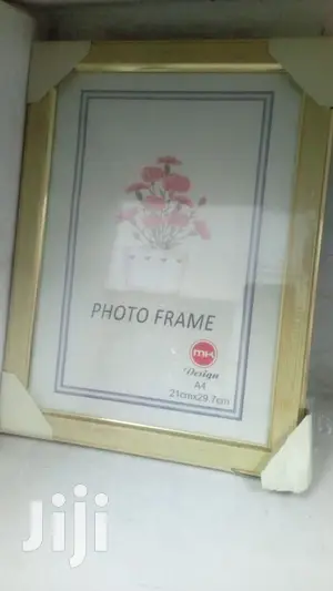 Photo Frames and Mounts
