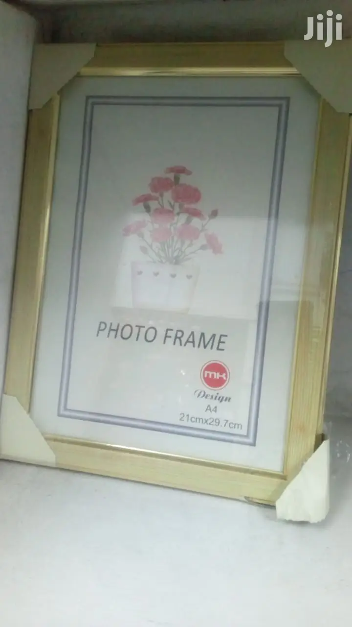 Photo Frames and Mounts