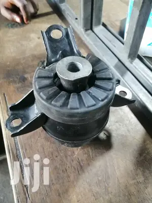 Toyota Passo Engine Mount, Old Model.