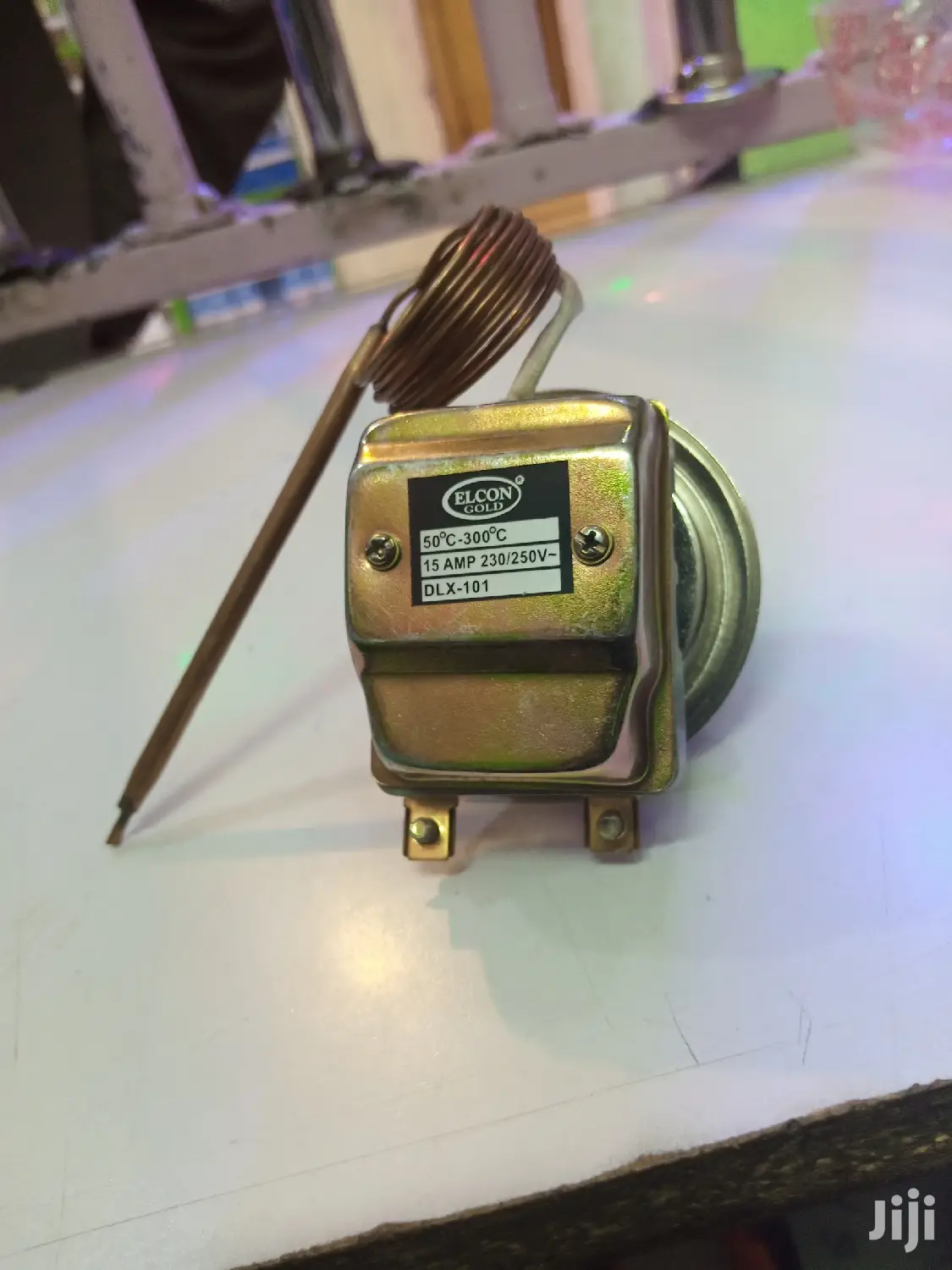 Elcon Thermostat Switch