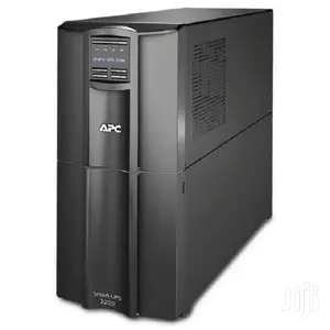 APC Smart-Ups 2200va LCD 230V