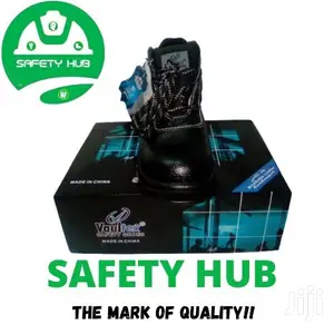 Vaultex Safety Boots/ Safety Shoes/ Safety Footwear