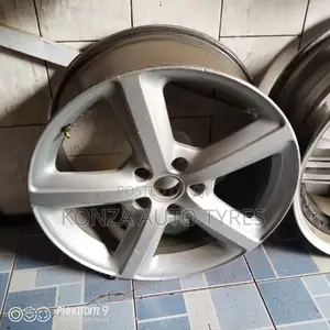Audi Sport Rims Size 20 With Cups