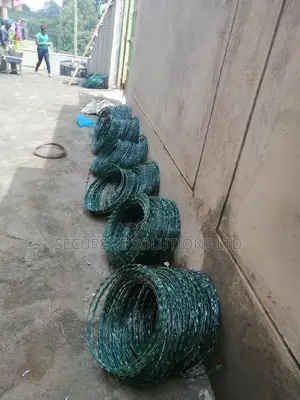 450 Mm Doulble Galvanised Green Razor Wire