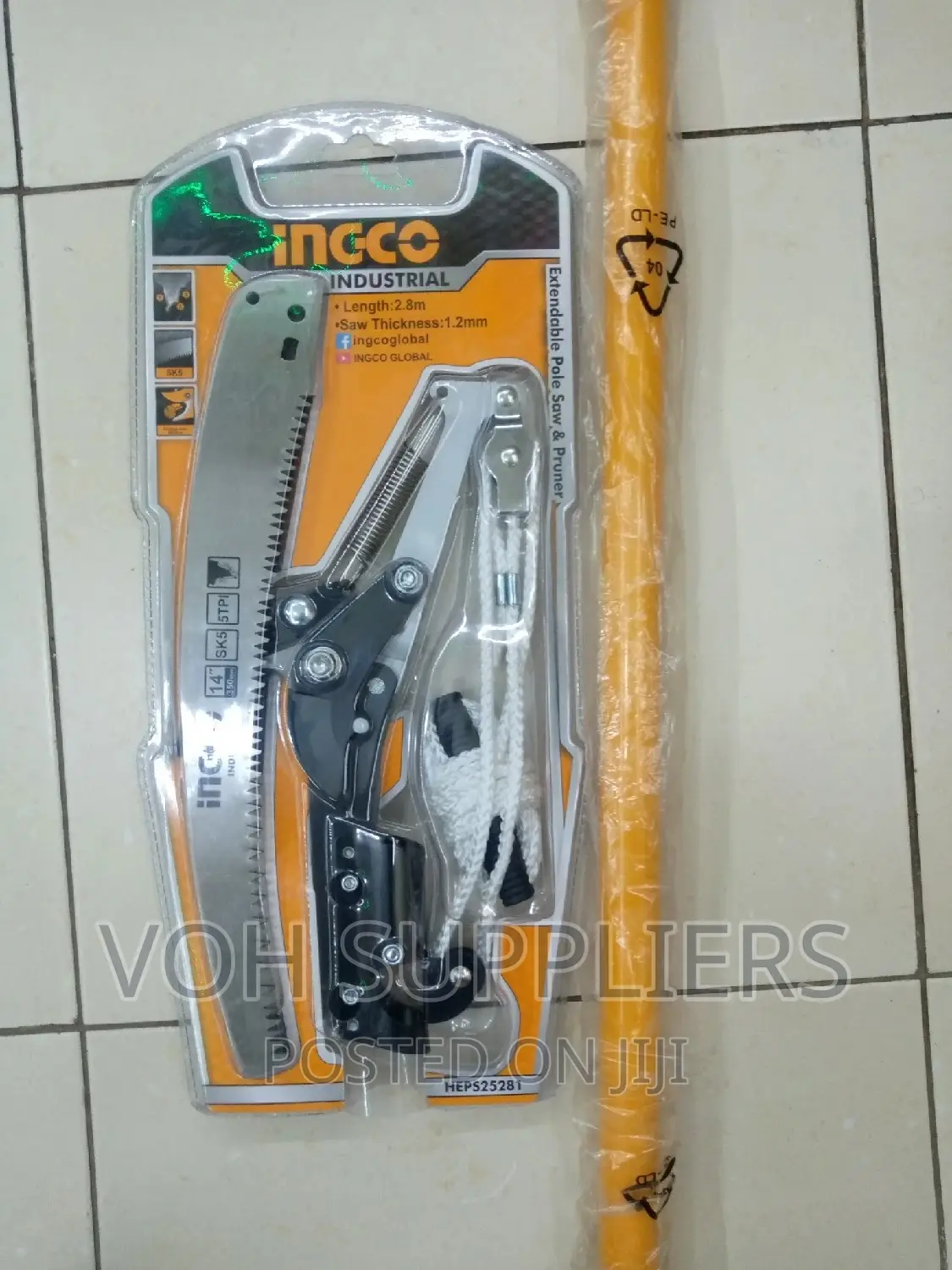 Extendable Pole Saw and Pruner
