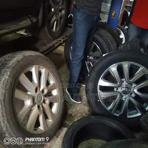 Toyota Sport Rims Size 20 Complete With Tyres