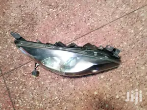 Mazda Axela New Model Xenon Headlights