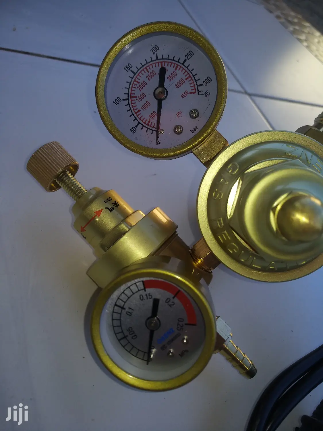 Argon Gas Regulator