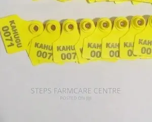 100 PCS Customized Ear Tags for Cows ,Goats and Pigs .