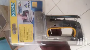 Rapid Pro R33E Staple Gun With Trigger