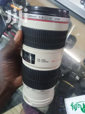 Canon 70-200mm With Image Stabilizer