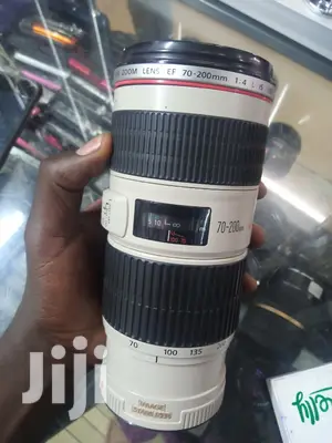 Canon 70-200mm With Image Stabilizer
