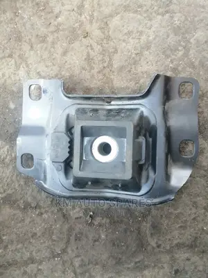 Mazda Premacy/Axela Gearbox Mount.