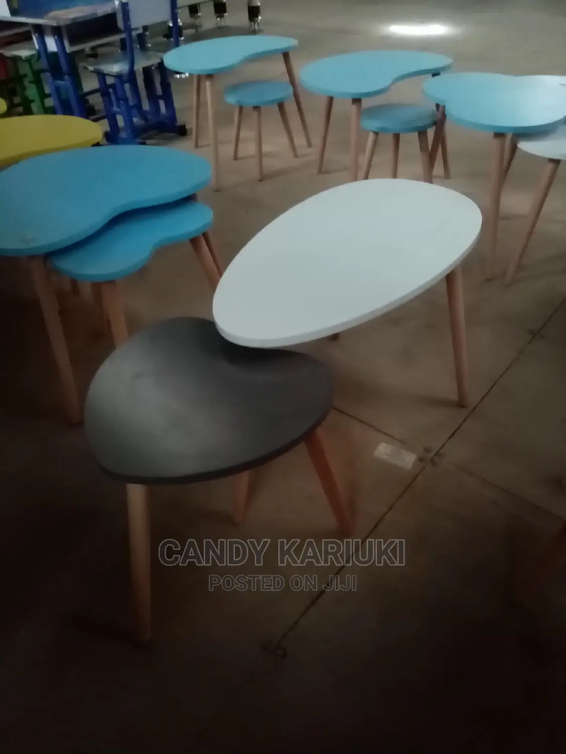 Minimalist Table Set