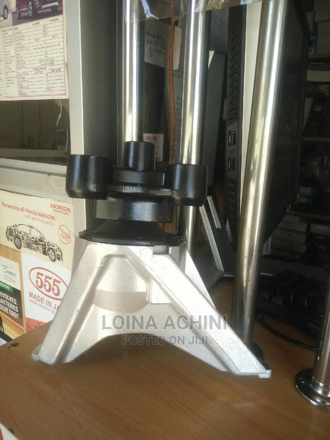 Honda Stream Right Engine Mount