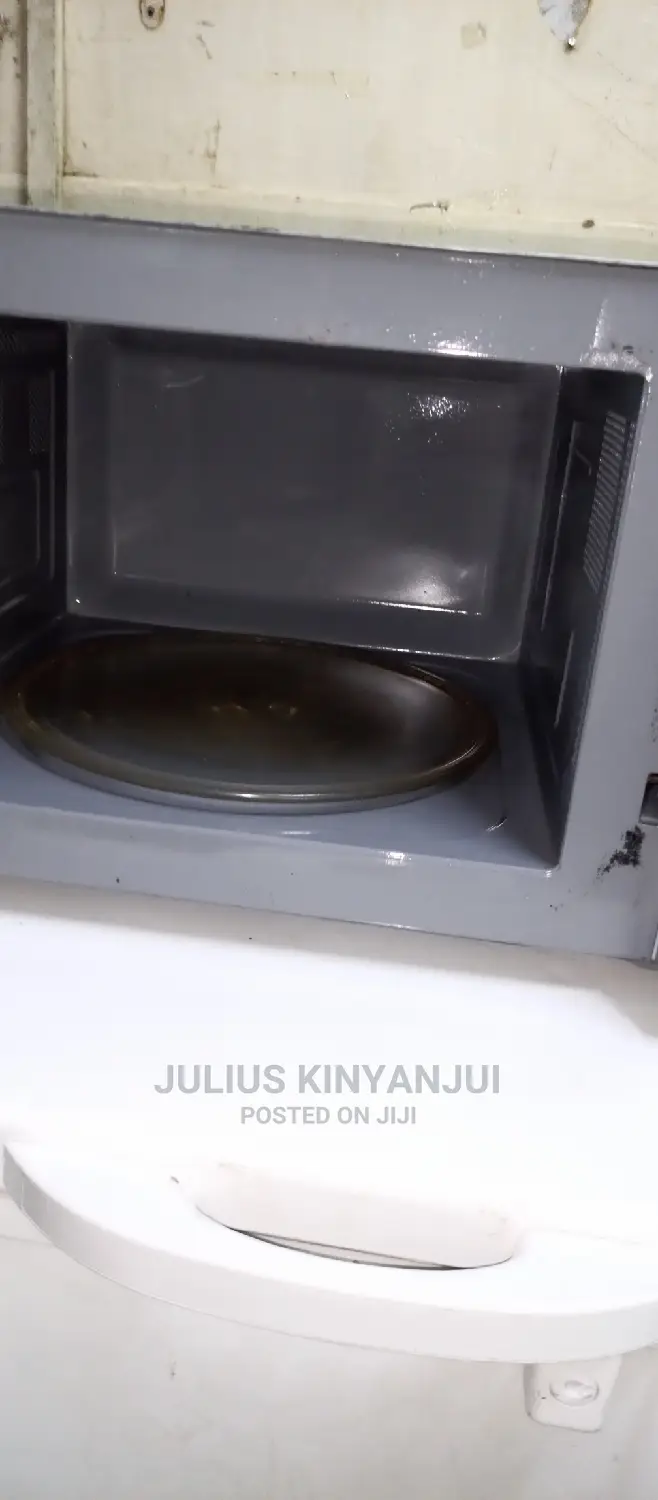 Microwave Oven