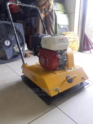 Plate Compactor.