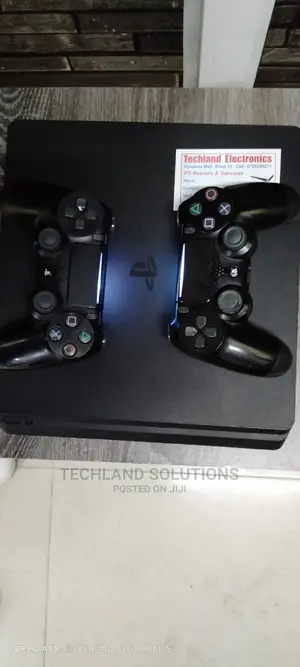 Ps4 Slim, 1tb , 2 Pads