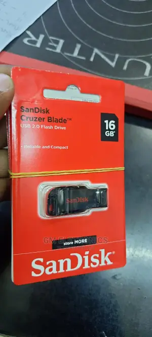 Original 16GB Sandisk USB 2.0 Drive.