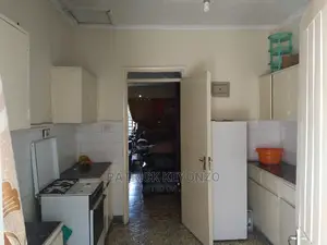 Spacious 4bedroomed Bunglow With Dsq for Sale